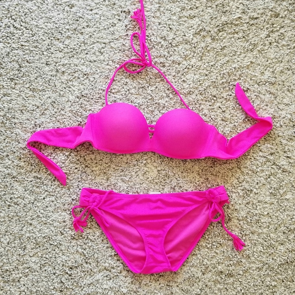 Raisins women's hot pink bikini set